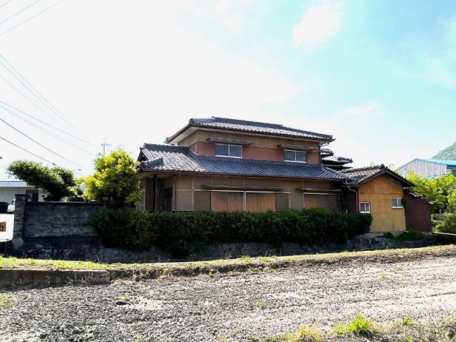 香川県三豊市の一戸建て | 730万円 | 街の中にある | 土砂災害ハザード | Akiyama house finder
