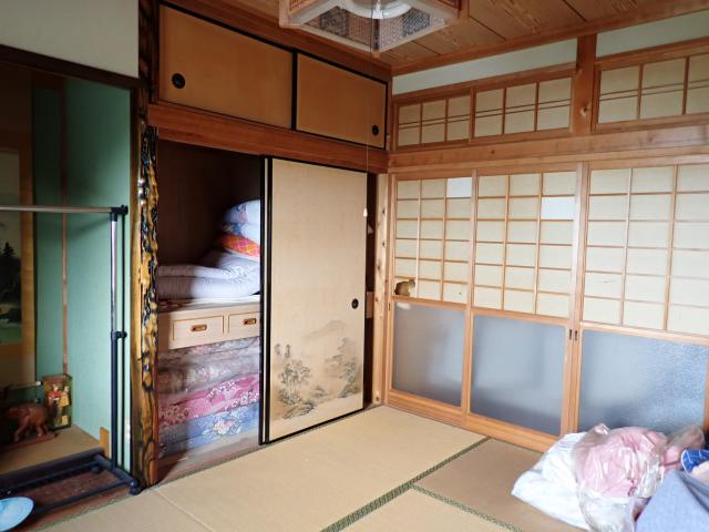 detached 土庄町屋形崎