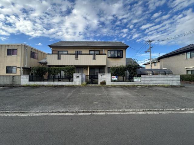 apartment 坂出市谷町２丁目