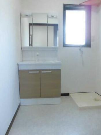 apartment 三木町平木