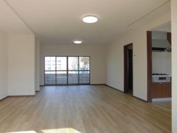 commercial 木田郡三木町大字氷上