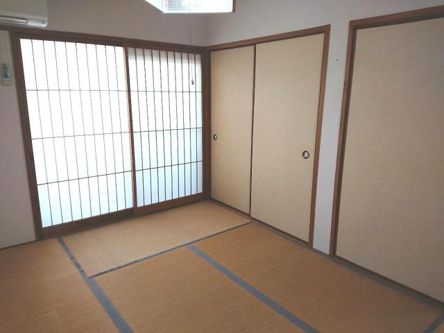 apartment 丸亀市中津町