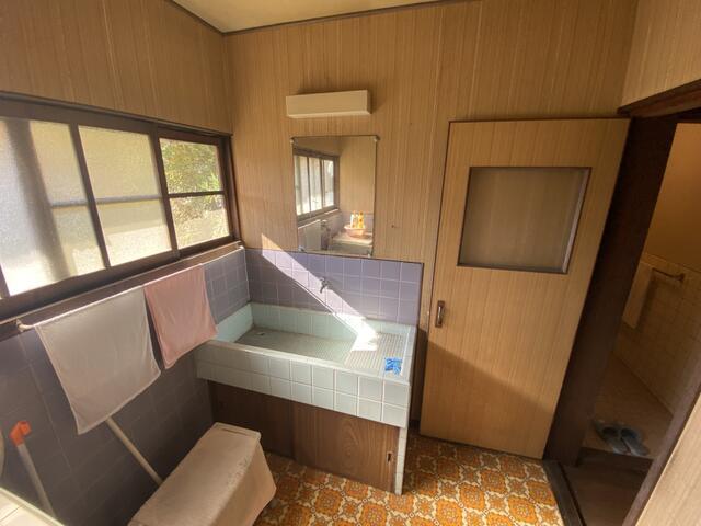  仲多度郡多度津町栄町３丁目