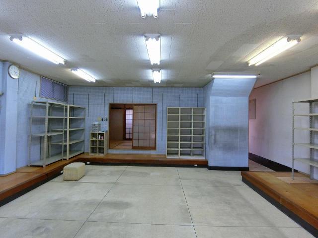 commercial さぬき市鴨庄