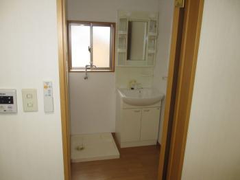 apartment 高松市鹿角町