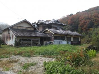 detached まんのう町炭所西