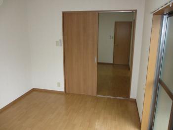 apartment 高松市鹿角町